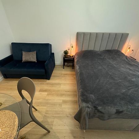 Apartament Przy Placu Wolnosci Posen Exterior foto