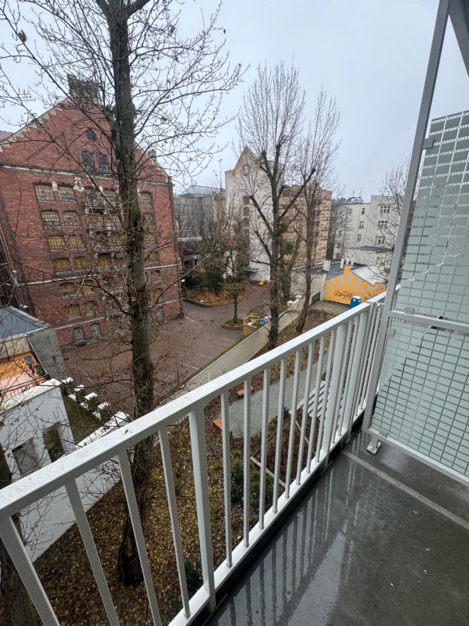 Apartament Przy Placu Wolnosci Posen Exterior foto