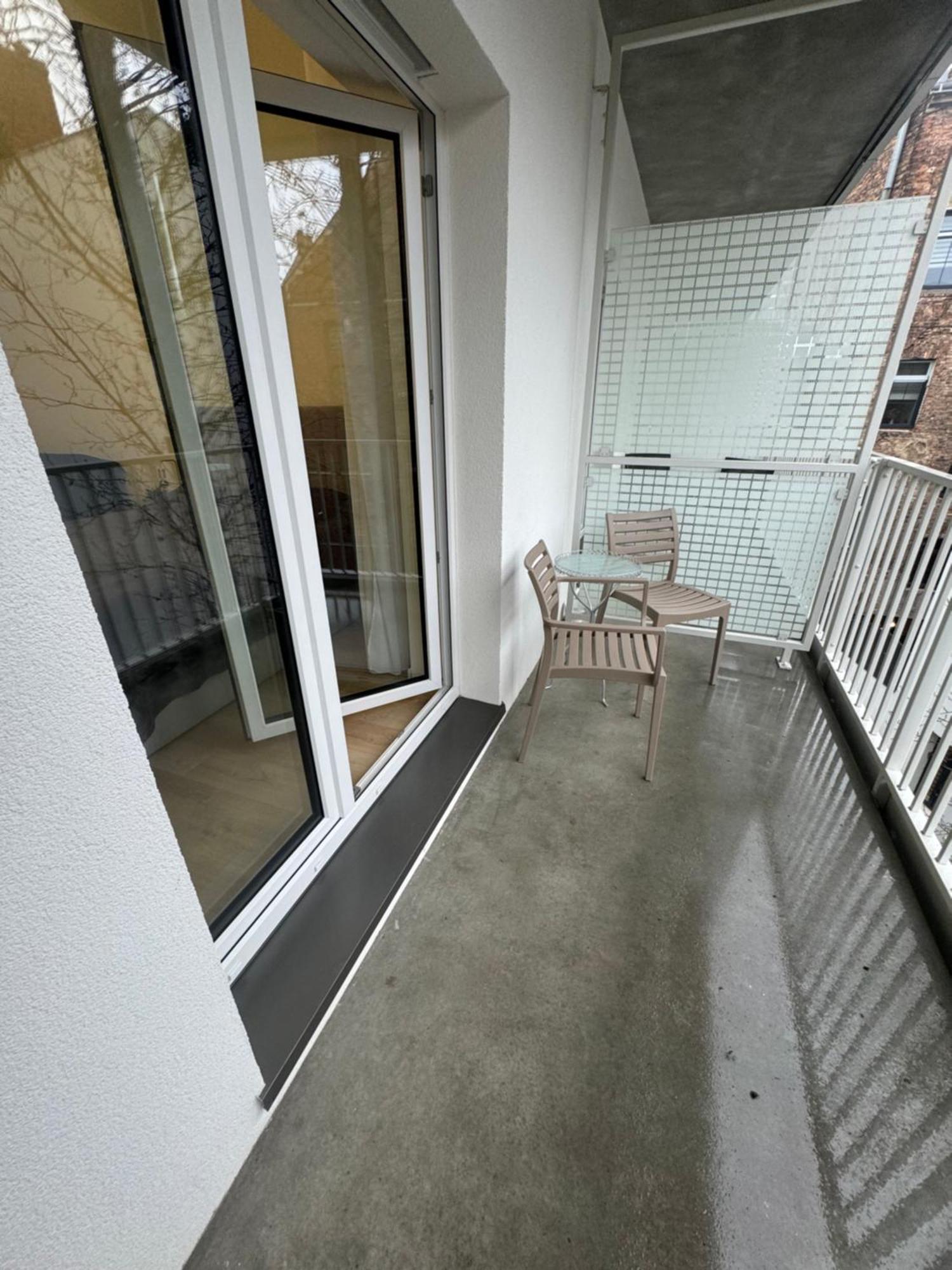Apartament Przy Placu Wolnosci Posen Exterior foto